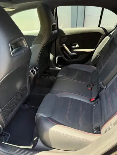 Mercedes-Benz Classe A 220 — Berline compacte diesel, 190 ch automatique — Thumbnail 13