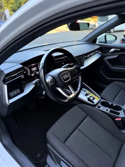 Audi A3 Sedan 2021 — Hybride léger 150 ch, 106'000 km, élégance berline — Miniature 7