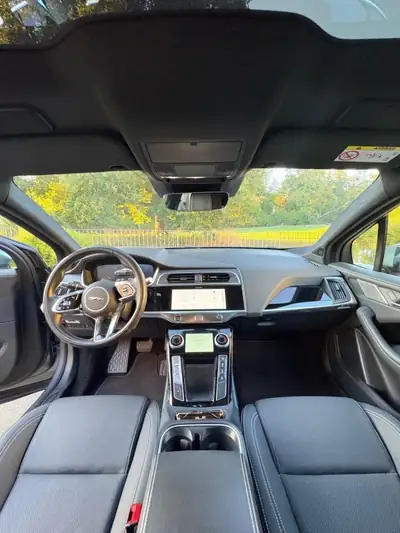 Jaguar I-PACE EV400 S AWD 2021 — SUV électrique 400 ch, 86'500 km — Miniatura 8