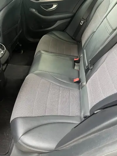 Mercedes-Benz Classe C 250 Estate — Diesel automatique, élégance et polyvalence — dashboard