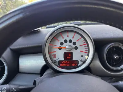 MINI Cooper S 2006 — Sportivité rétro et sensation de conduite Go-Kart — Miniatura 10