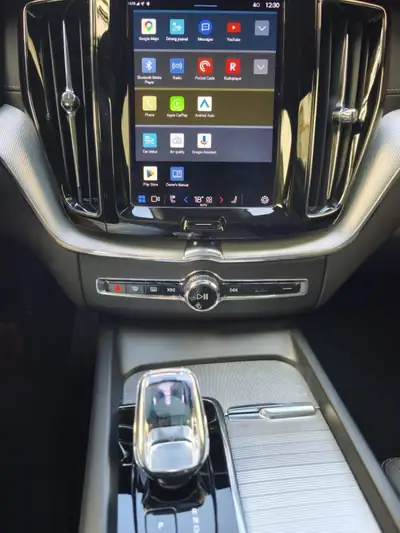 Volvo XC60 B5 Mild-Hybrid — SUV premium 250 ch, 22 600 km seulement — Miniature 7