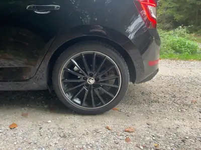 Skoda Fabia 2019 — Citadine fiable et économique, 59 000 km seulement — Thumbnail 13