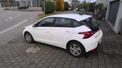 Hyundai i20 1.0 T-GDI 2023 — Citadine fiable, 15'000 km seulement — intérieur
