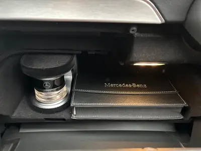 Mercedes-Benz C 43 AMG Break — 390 ch, Full Option, Sièges ventilés — Miniature 11