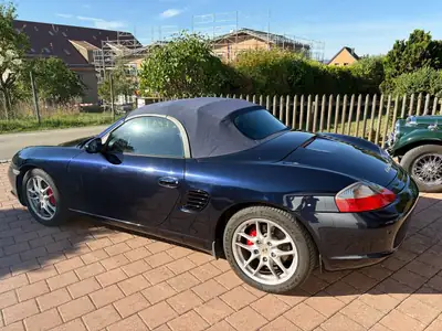 Porsche Boxster 3.2 — Cabriolet sportif 260 ch, faible kilométrage — vista posteriore