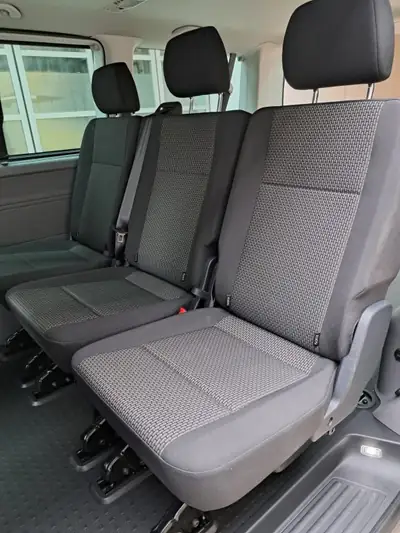 VW T6 Caravelle 2024 — 8 places, diesel automatique, état impeccable, faible kilométrage — Thumbnail 8