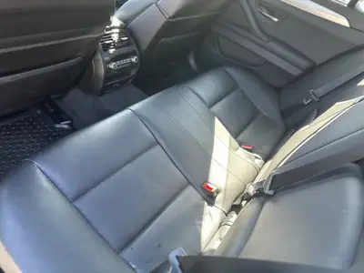 BMW M550 Diesel — Berline sportive 381 ch, boîte auto, entretien impeccable — dettaglio