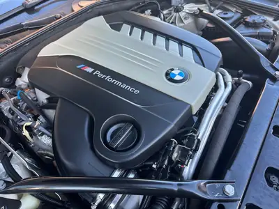 BMW M550 Diesel — Berline sportive 381 ch, boîte auto, entretien impeccable — Miniatura 7