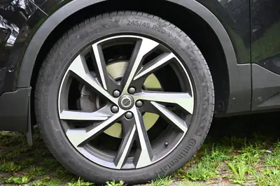 Volvo XC40 2020 — SUV compact premium 247 ch, traction intégrale et garantie constructeur — Thumbnail 10