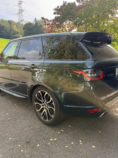 Land Rover Range Rover Sport V8 Supercharged — 525 ch, prestige britannique et performance — side view