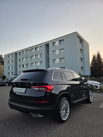 Škoda Kodiaq 2018 — SUV robuste 180 ch, entretien complet, 8 pneus inclus — detail