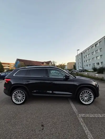 Škoda Kodiaq 2018 — SUV robuste 180 ch, entretien complet, 8 pneus inclus — Thumbnail 7