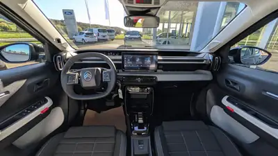 Citroën C3 2027 — Hybride léger MHEV, 110 ch et ultra-économique — détail