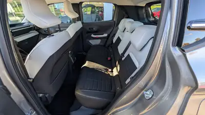 Citroën C3 2027 — Hybride léger MHEV, 110 ch et ultra-économique — Miniature 8