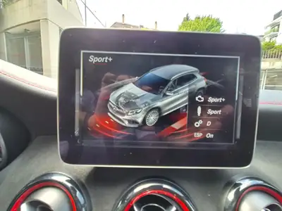 Mercedes-Benz GLA 45 AMG 4MATIC — SUV haute performance 381 ch, entretien complet — Thumbnail 9
