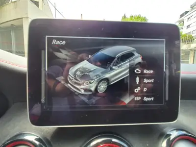 Mercedes-Benz GLA 45 AMG 4MATIC — SUV haute performance 381 ch, entretien complet — Thumbnail 8