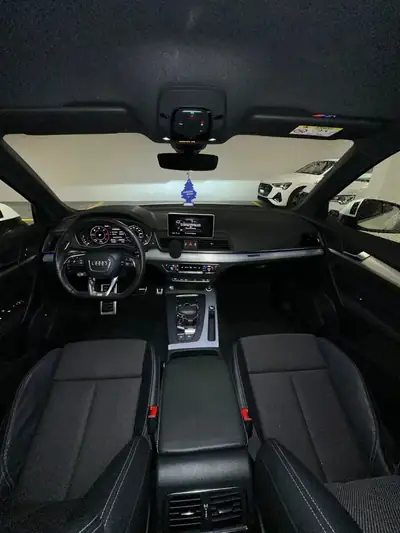 Audi Q5 2017 — SUV premium diesel automatique, 111'000 km, traction intégrale — dashboard