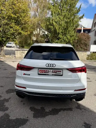Audi RS Q3 2021 — 400 ch de performance brute, attelage pivotant inclus — dashboard
