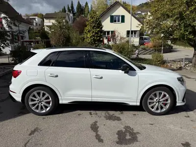 Audi RS Q3 2021 — 400 ch de performance brute, attelage pivotant inclus — detail