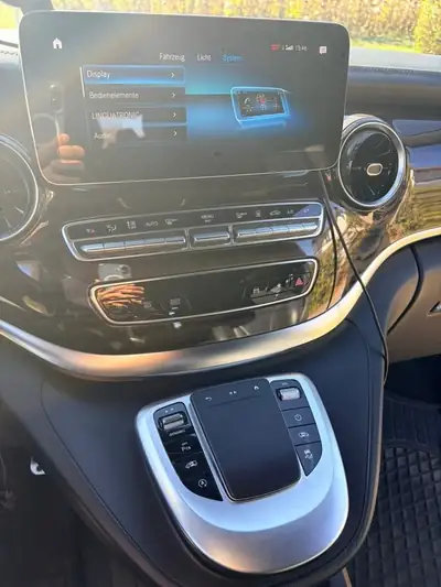 Mercedes-Benz V 300 d 4MATIC — Van premium 7 places, 239 ch, tout-terrain — Thumbnail 7