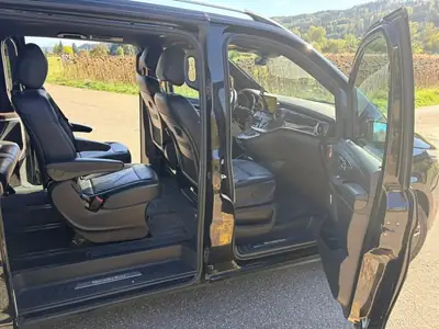 Mercedes-Benz V 300 d 4MATIC — Van premium 7 places, 239 ch, tout-terrain — Thumbnail 9